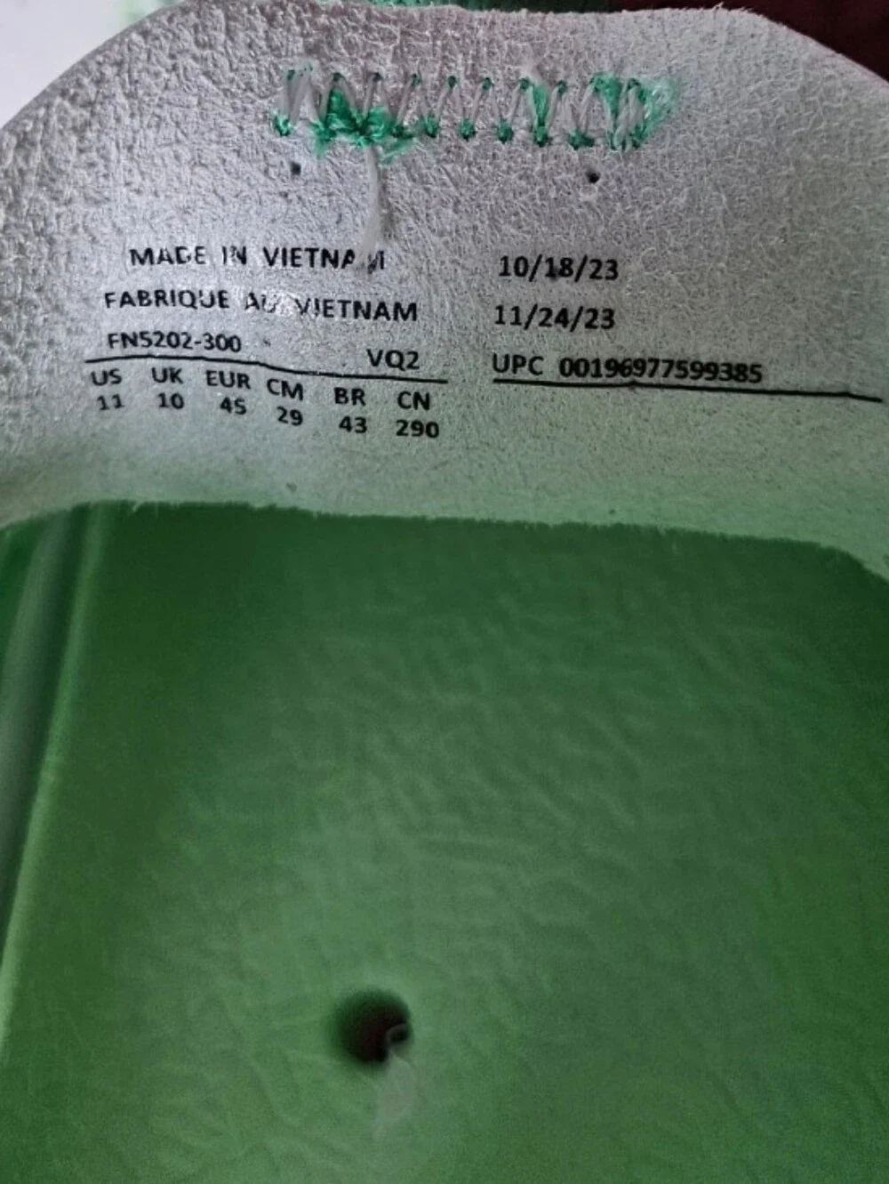 Nike ACG Watercat + 'Vapor Green' H2O Sneakers / Mens Size 11